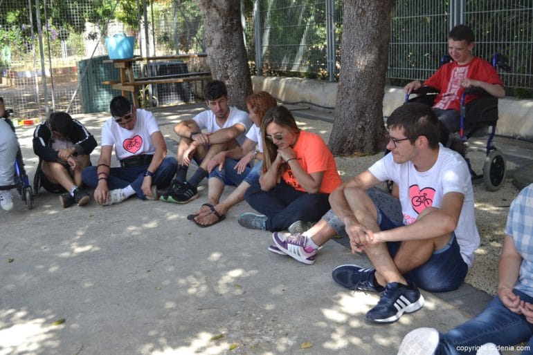 Jornada de puertas abiertas en el colegio Raquel Payá - Actividades lúdicas con Condenados al Bordillo