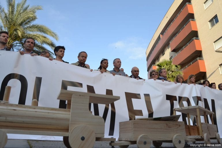 Concentración Volem el Tren - Maqueta del tren