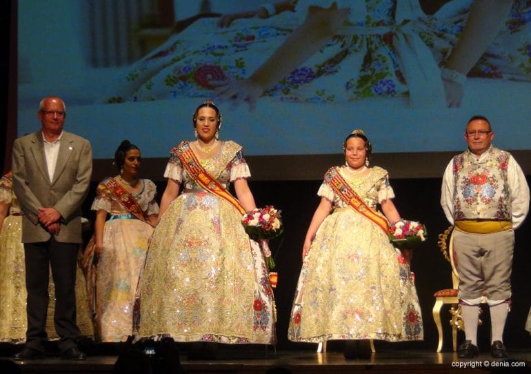 Despedida Falleras Mayores de Dénia 2017 - Las falleras mayores con el alcalde