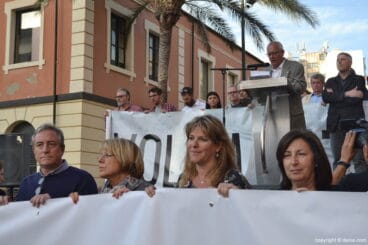 Concentración Volem el Tren – Concejalas de Dénia