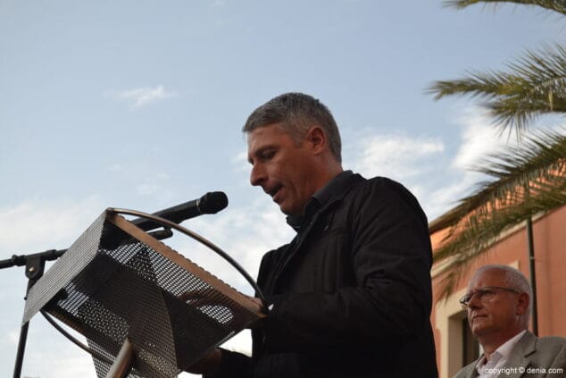 19 concentracion volem el tren lectura del manifiesto