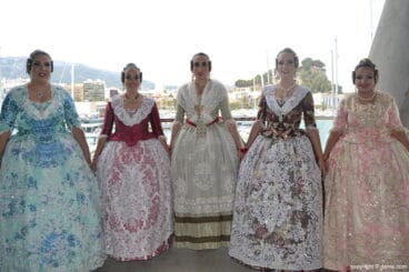 Desfile de candidatas a falleras mayores de Dénia 2018 – candidatas grandes