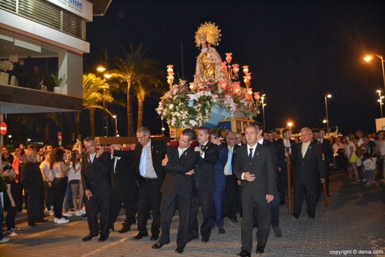 Procesión de la Mare de Déu dels Desemparats 2017 - entrando en la calle Campos