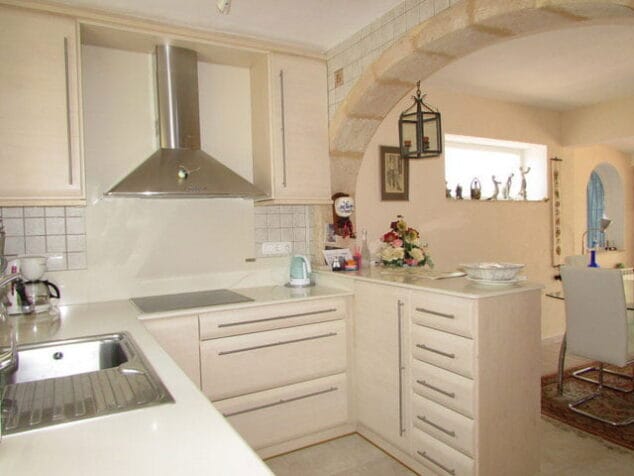 amplia cocina abierta property finder spain