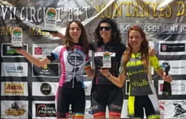 ayda parra en el podio