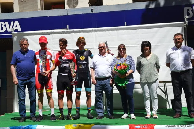 Enrique Gandía se impuso en el sprint del 'XX Memorial Samuel Llorca' 7 cuadro de honor del memorial samuel llorca