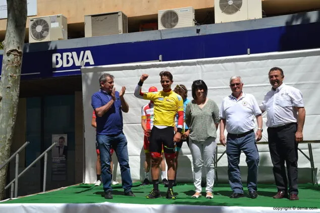 Enrique Gandía se impuso en el sprint del 'XX Memorial Samuel Llorca' 9 enrique gandia vencedor del memorial samuel llorca