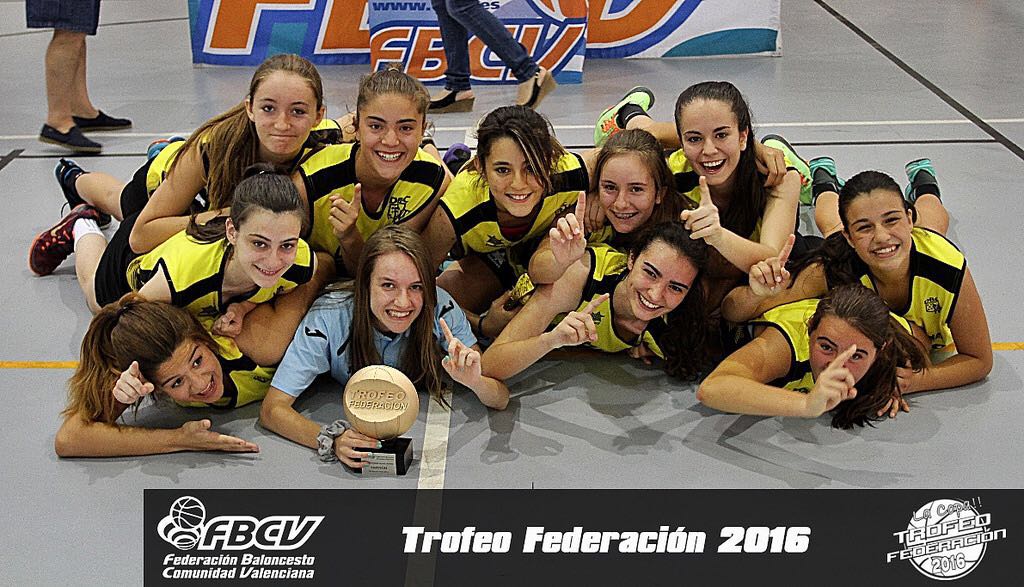 Equipo cadete femenino campeón del Trofeo Federación 2016.