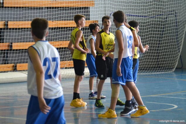 final de baloncesto entre denia y benissa