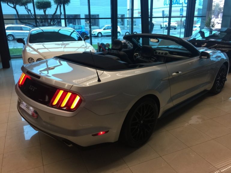 Ford Mustang Cabrio 5.0 Design Cars