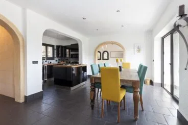 Interior Quality Rent a Villa