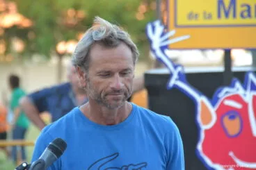 Javier Piles haciendo el juramento