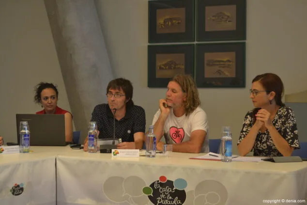 miquel ivars y jimmy higueras en la mesa redonda sobre empleo y discapacidad