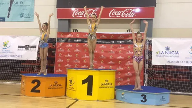 Excelente papel de las gimnastas dianenses en la Fase Provincial del Campeonato Nacional Absoluto 5 nastia bolshakova en el podio