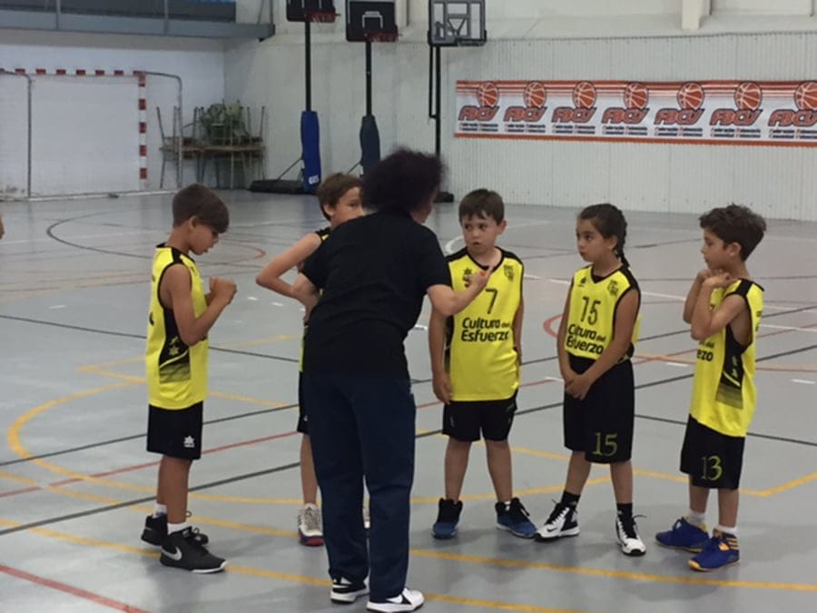 paqui navarro con sus benjamines