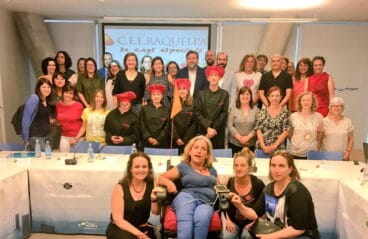 participantes en la mesa redonda organizada por el cee raquel paya