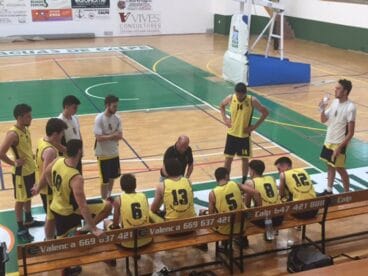 un tiempo muerto del denia basquet