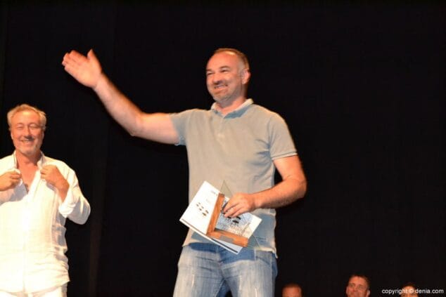 17 cloenda de la 27 mostra de teatre ciutat de denia mencion especial a la compania de macedonia