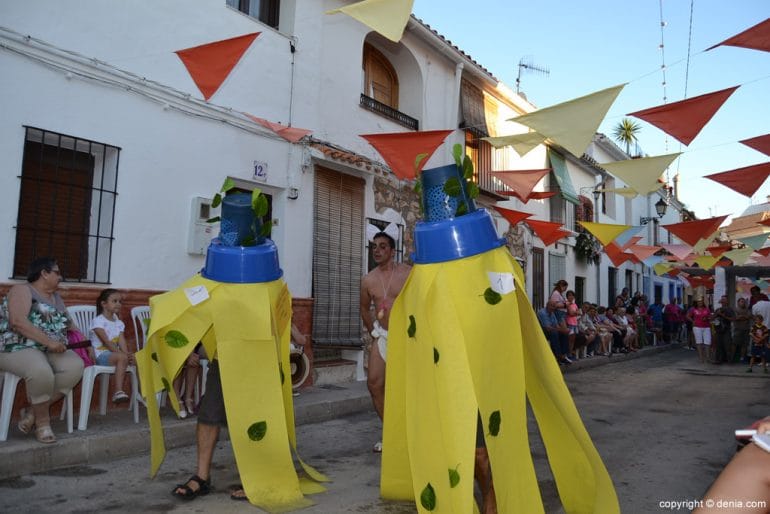 Dansà Grotesca Santíssima Trinitat Dénia - Mochos
