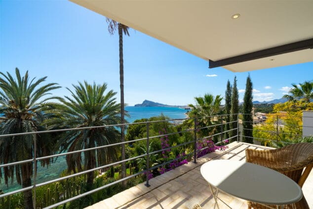 alquiler vacacional con vistas aguila rent a villa
