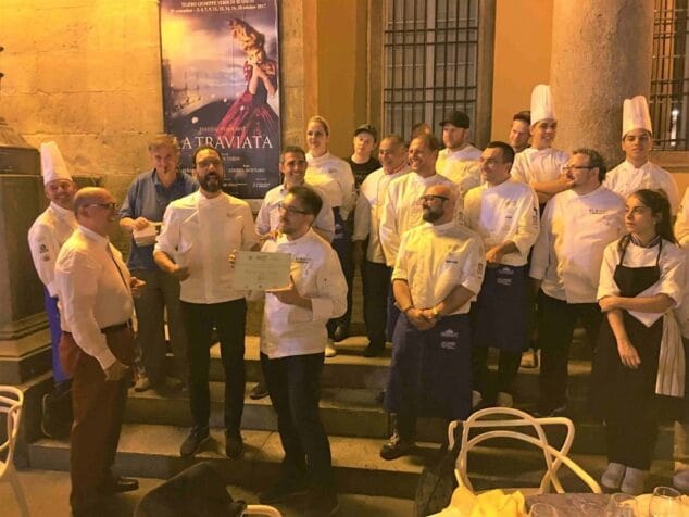 diploma a fernando gonzalez