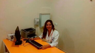 dra maria desamparados marco lattur especialista en medicina interna hla san carlos