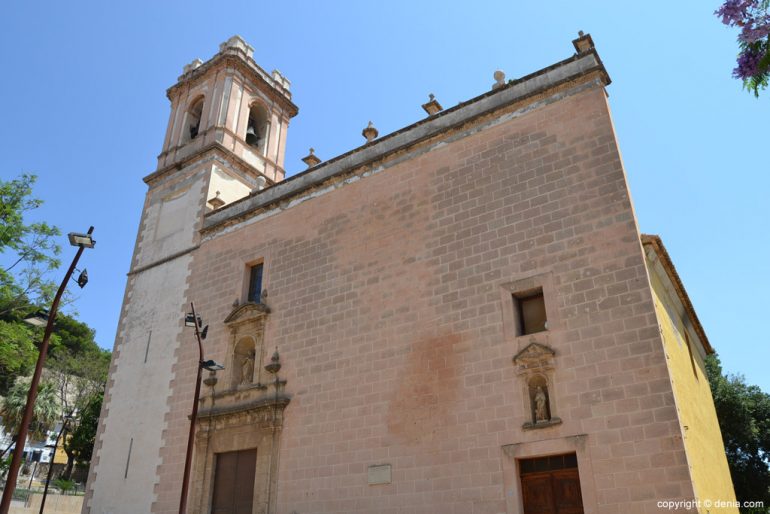 Fachada de la iglesia de la Asunción de Dénia