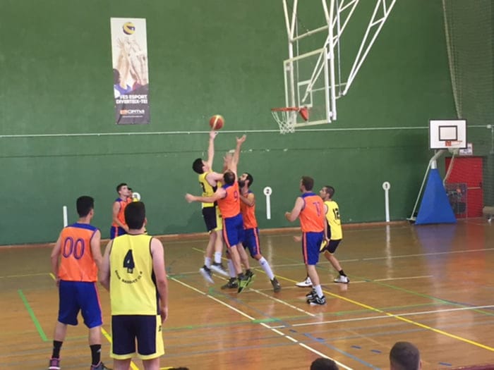 lucha bajo el tablero del cb teulada