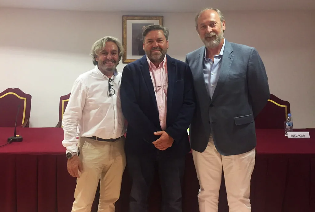 rafa carrio en el homenaje al doctor torrent guasp en valencia