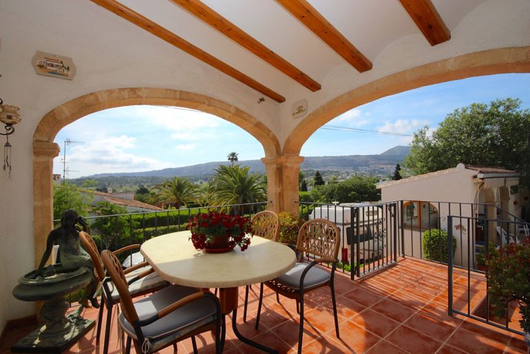 Terraza de la casa Property-Finder-Spain