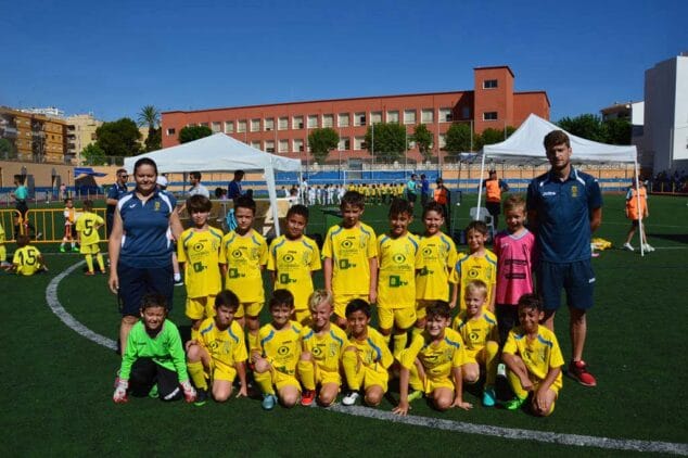 La Escuela Municipal FB Dénia A gana el 'VI Memorial Juan Villalba' de fútbol 8 4 torneo prebenjamines vi memorial juan villalba denia b