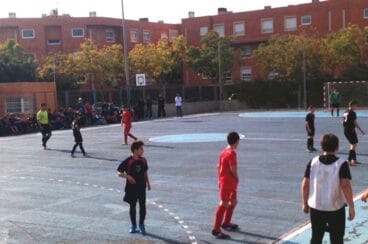 un partido de futbol sala del paidos denia