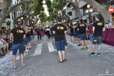 Carrozas Dénia 2017 – Comparsa de la falla Oeste