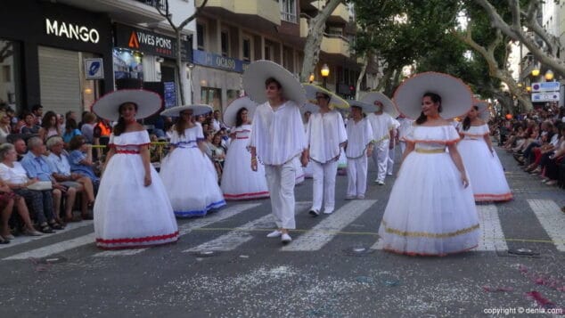 02 carrozas denia 2017 comparsa de les roques