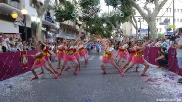 Carrozas Dénia 2017 – Comparsa falla Centro