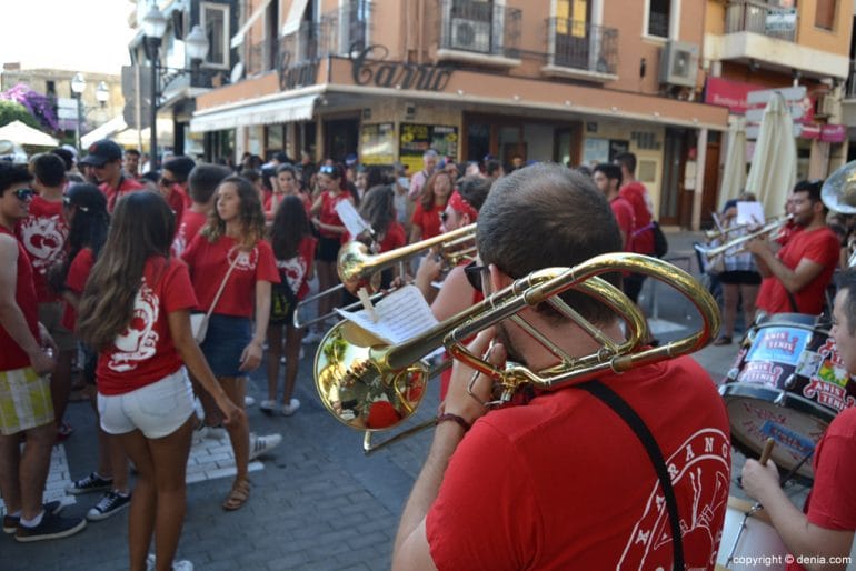 Segunda entrada de toros Dénia 2017 - Charanga Toca't Un Ou
