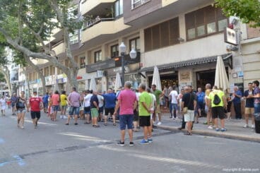 Última entrada de toros de Dénia 2017 – Ambiente en la calle Campos