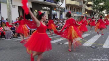 Carrozas Dénia 2017 – Comparsa de la falla Diana