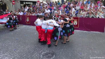 Carrozas Dénia 2017 – La comparsa de Campaments gana el segundo premio