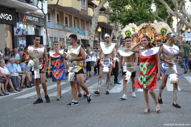 04 carrozas denai 2017 comparsa de darrere del castell