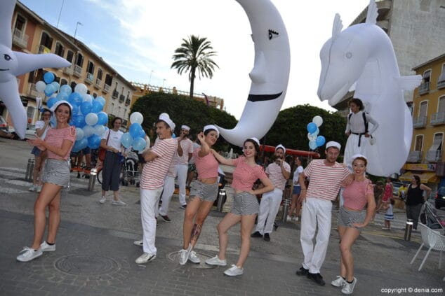 04 noche abierta denia 2017 animacion