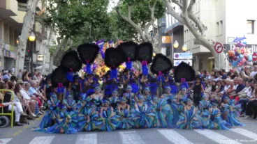 Carrozas Dénia 2017 – Comparsa infantil de Baix la Mar