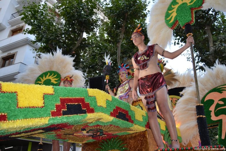 Carrozas Dénai 2017 - Fallera mayor de Darrere del Castell