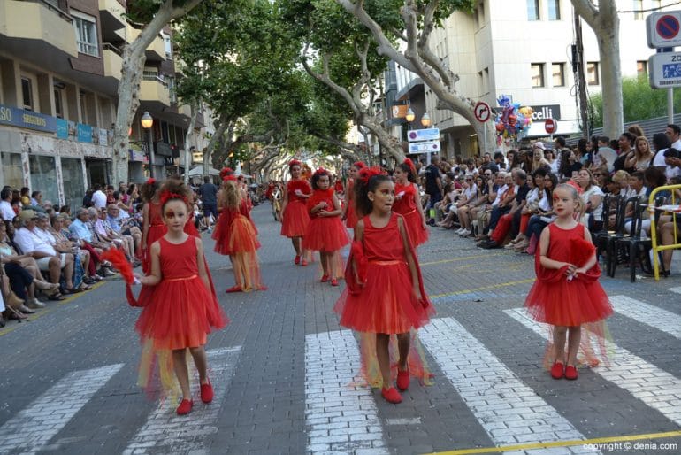 Carrozas Dénia 2017 - Comparsa de la falla Diana