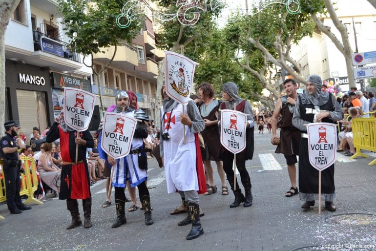 Carrozas Dénia 2017 - Comparsa falla Port Rotes