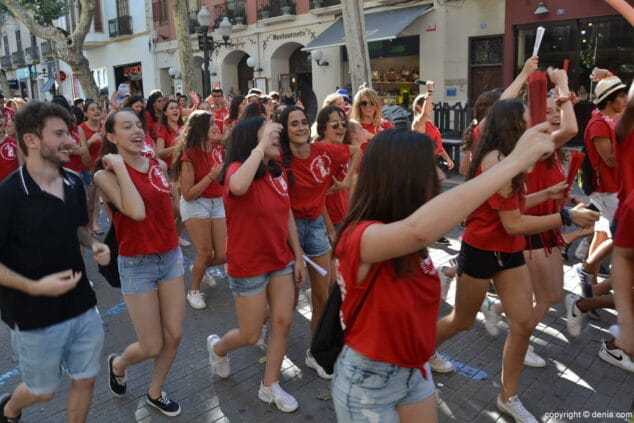 07 segunda entrada de toros denia 2017 animacion de los quintos