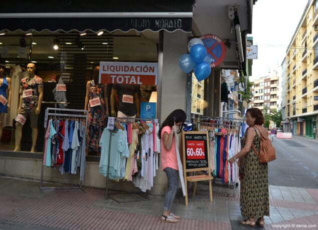 09 noche abierta denia 2017 comercios en la calle carlos senti