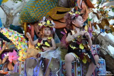 Carrozas Dénia 2017 – Comparsa infantil de Baix la Mar