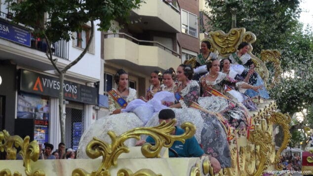 12b carrozas denia 2017 carroza de juntas locales invitadas