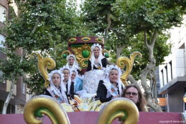 Carrozas Dénia 2017 – Carroza de las Belleas del Foc de Alicante